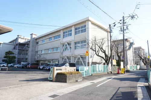 【小学校】岐阜市立鏡島小学校まで1756ｍ