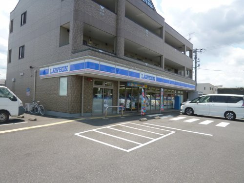 【コンビニエンスストア】ローソン　越谷大成町三丁目店まで850ｍ
