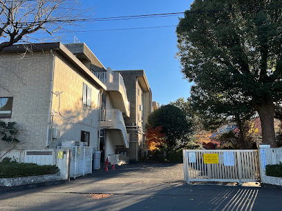 【小学校】武蔵村山市立第十小学校まで637ｍ