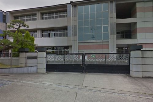 【小学校】日進市立香久山小学校まで190ｍ