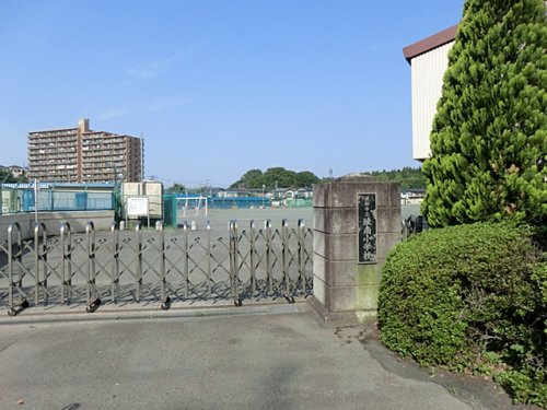 【小学校】綾瀬市立綾南小学校まで1060ｍ