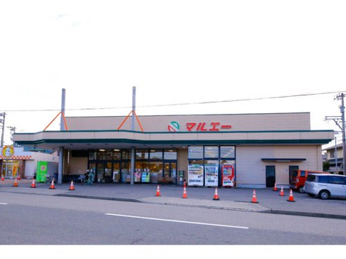 【スーパー】マルエー泉野店まで1086ｍ