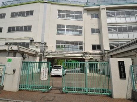 【小学校】杉並区立　杉並第三小学校まで674ｍ