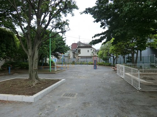 【公園】三宿公園まで200ｍ
