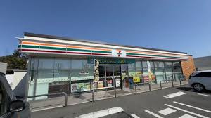 【コンビニエンスストア】セブンイレブン　東松山バイパス店まで906ｍ