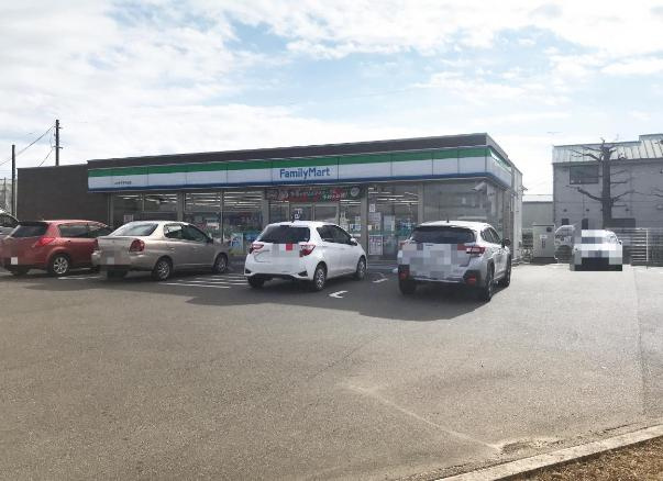 【コンビニエンスストア】ファミリーマート　いわき平下神谷店まで737ｍ