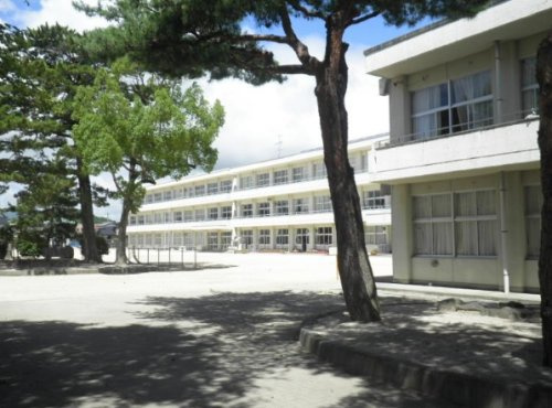 【小学校】草野小学校まで959ｍ