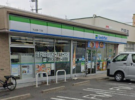 【コンビニエンスストア】ファミリーマート　守山金屋一丁目店まで992ｍ