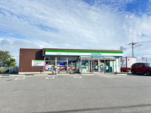 【コンビニエンスストア】ファミリーマート　深谷樫合店まで2197ｍ