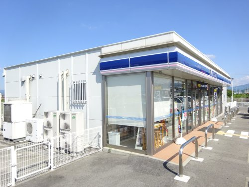 【コンビニエンスストア】ローソン　橿原土橋町南店まで764ｍ