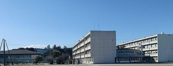 【中学校】日立市立多賀中学校まで220ｍ