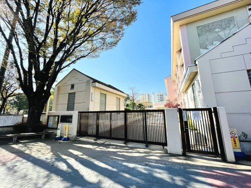 【小学校】練馬区立光が丘夏の雲小学校まで523ｍ