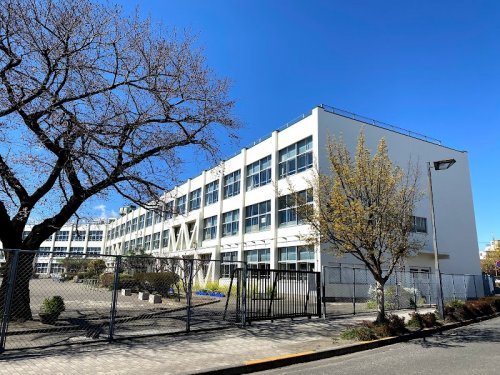 【小学校】昭島市立拝島第三小学校まで990ｍ