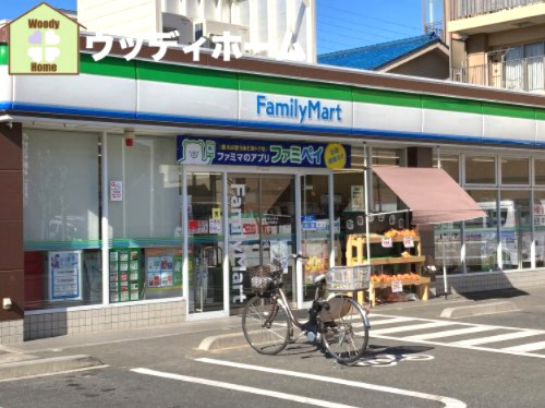 【コンビニエンスストア】ファミリーマート　川口戸塚東店まで514ｍ