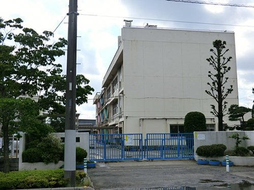 【小学校】越谷市立川柳小学校まで2314ｍ