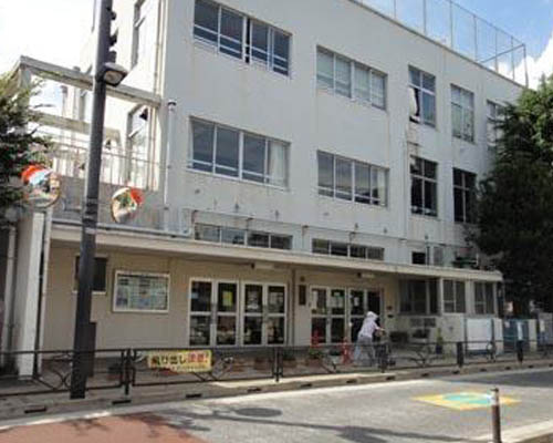 【小学校】文京区立千駄木小学校まで452ｍ
