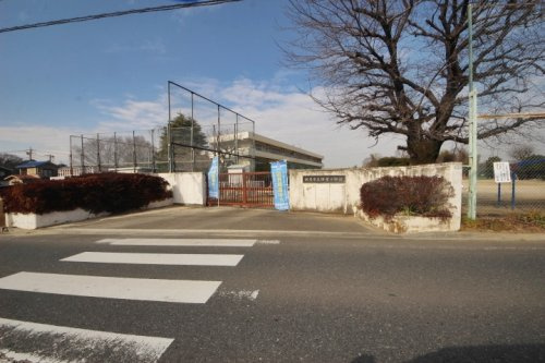 【小学校】新座市立陣屋小学校まで1100ｍ