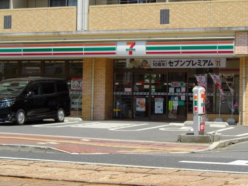 【コンビニエンスストア】セブンイレブン　広島宇品通り店まで244ｍ