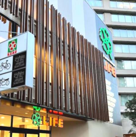【スーパー】ライフ豊洲店まで38ｍ