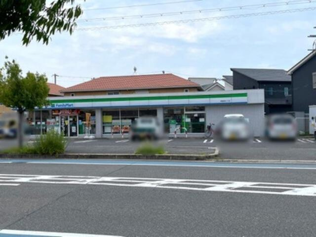 【コンビニエンスストア】ファミリーマート　堺鳳西町二丁店まで279ｍ