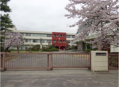 【小学校】社小学校まで150ｍ