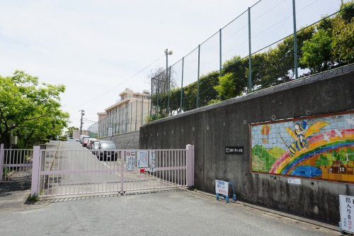 【小学校】福岡市立香椎下原小学校まで1264ｍ