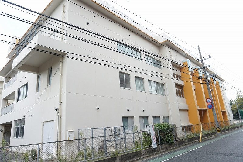 【小学校】春日市立春日原小学校まで264ｍ