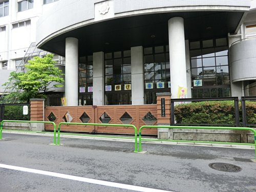 【小学校】東泉小学校まで811ｍ