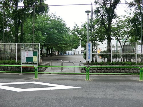 【公園】東盛公園まで875ｍ