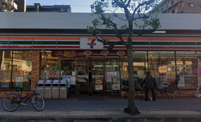 【コンビニエンスストア】セブンイレブン東大阪小阪3丁目店まで80ｍ