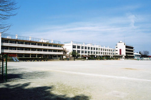 【小学校】入間市立　東金子小学校まで1520ｍ