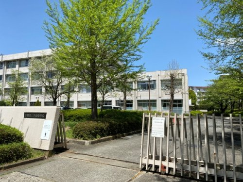 【中学校】多摩市立青陵中学校まで550ｍ
