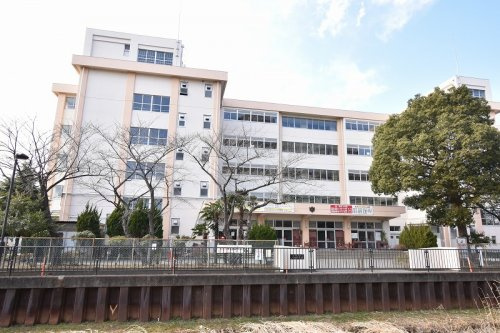 【中学校】八潮市立八幡中学校まで1700ｍ