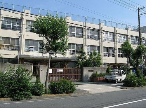 【中学校】大阪市立東淀中学校まで694ｍ