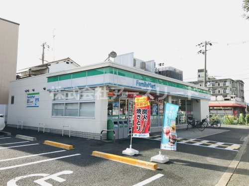 【コンビニエンスストア】ファミリーマート　豊中浜店まで214ｍ