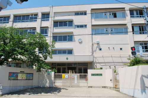 【小学校】氷野小学校まで444ｍ