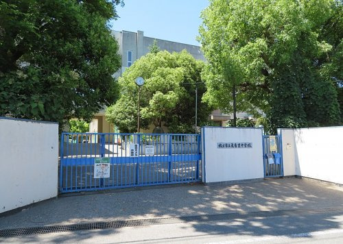 【中学校】枚方市立東香里中学校まで498ｍ