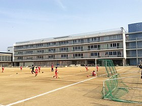 【小学校】西宮市立南甲子園小学校まで764ｍ