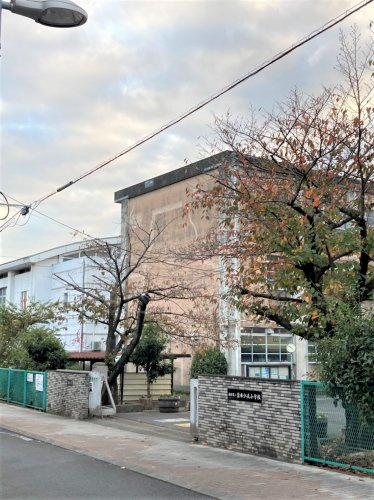 【小学校】静岡市立清水江尻小学校まで620ｍ