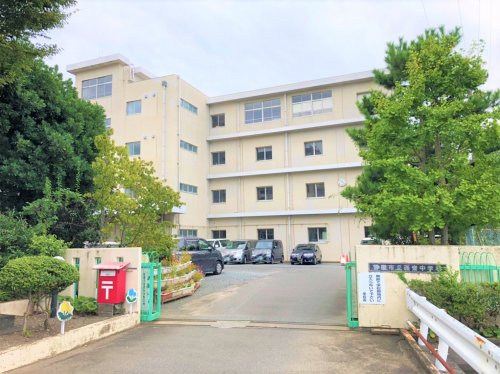 【中学校】静岡市立西奈中学校まで1442ｍ