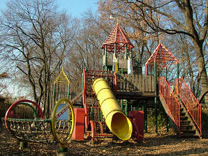 【公園】みずくらいど公園まで996ｍ