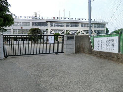 【小学校】昭島市立拝島第一小学校まで575ｍ