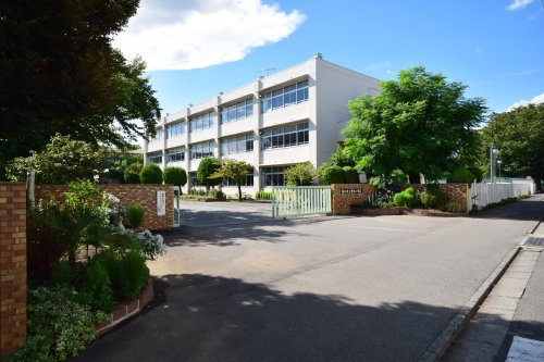 【小学校】常盤小学校まで700ｍ