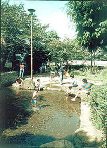 【公園】西池袋第二公園まで232ｍ