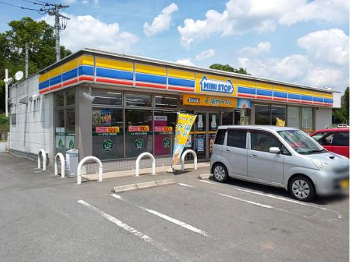 【コンビニエンスストア】ミニストップ　桜川上野原店まで2380ｍ