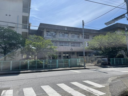 【小学校】高知市立高須小学校まで820ｍ