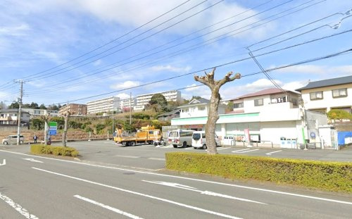 【コンビニエンスストア】ファミリーマート　富士見台店まで259ｍ