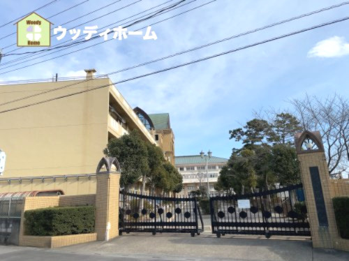 【小学校】越谷市立増林小学校まで900ｍ