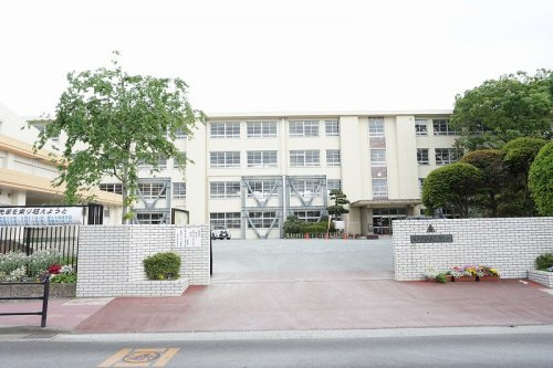 【中学校】高宮中学校まで1722ｍ