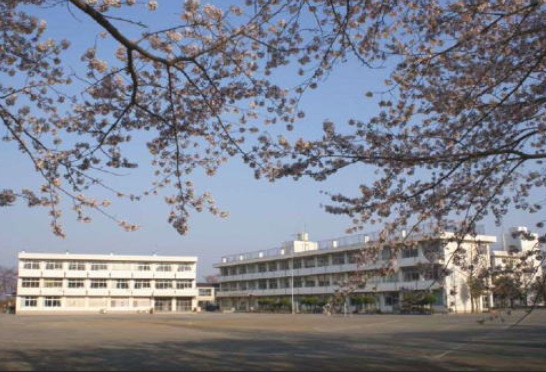 【小学校】海老名市立上星小学校まで576ｍ
